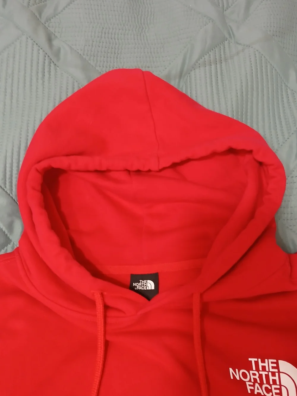 The North Face Men's Red Hooded Sweatshirt Pyllover Outdoors Graphic Large